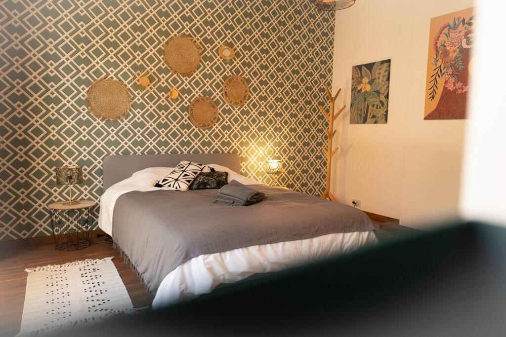 Camelia, Un Charme Montois Villa Монс Екстериор снимка