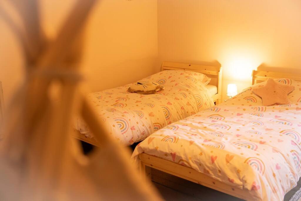Camelia, Un Charme Montois Villa Монс Екстериор снимка
